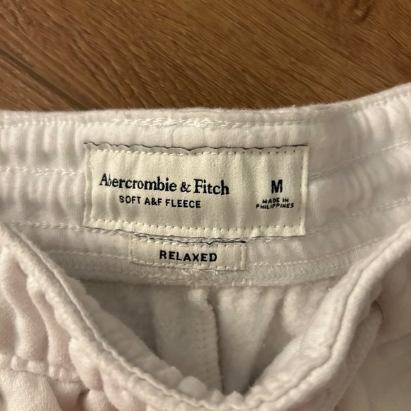 Abercrombie Relaxed Soft Fleece Shorts - Picture 2 of 3